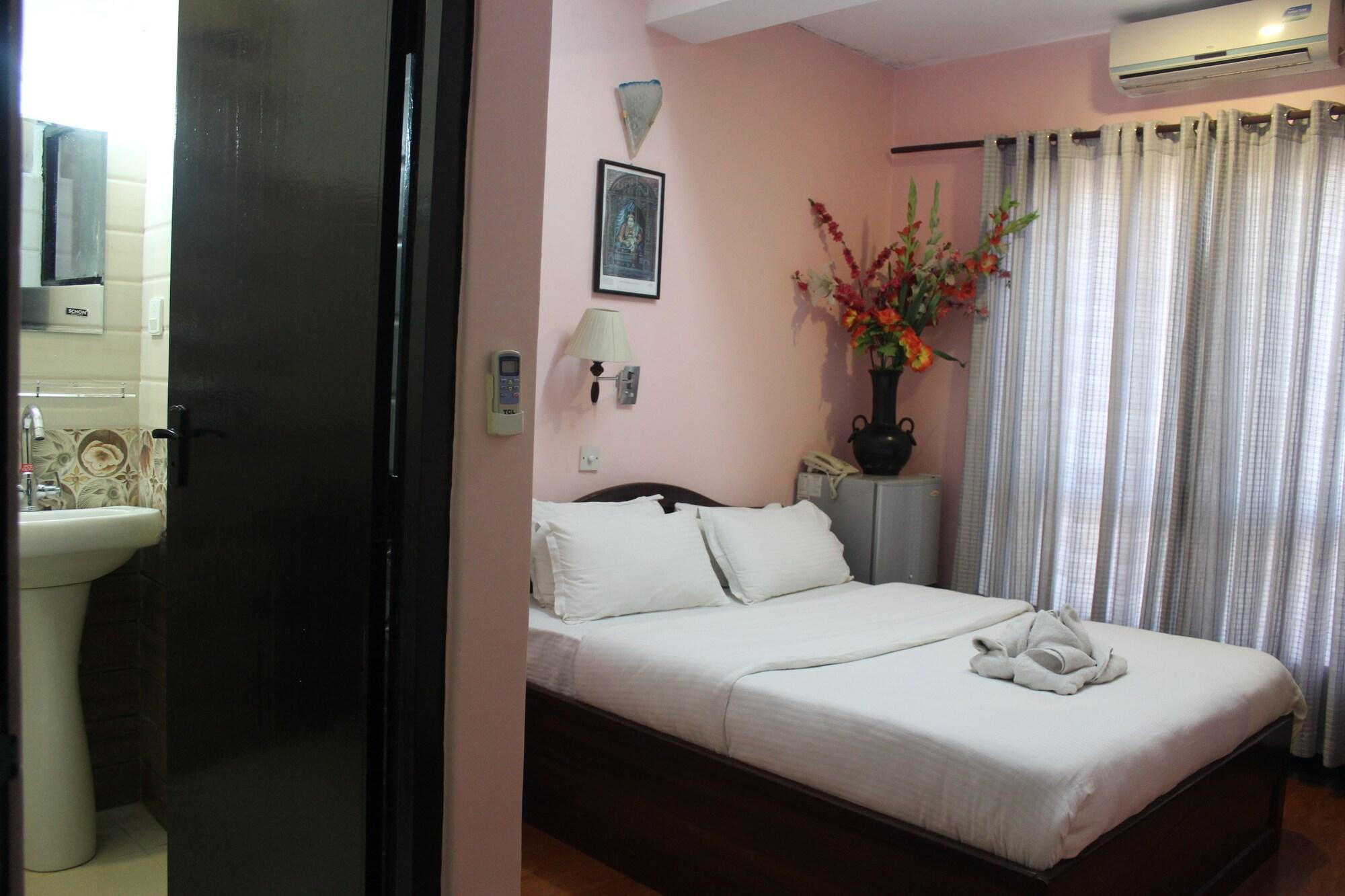 Hotel Buddha Land Kathmandu Buitenkant foto