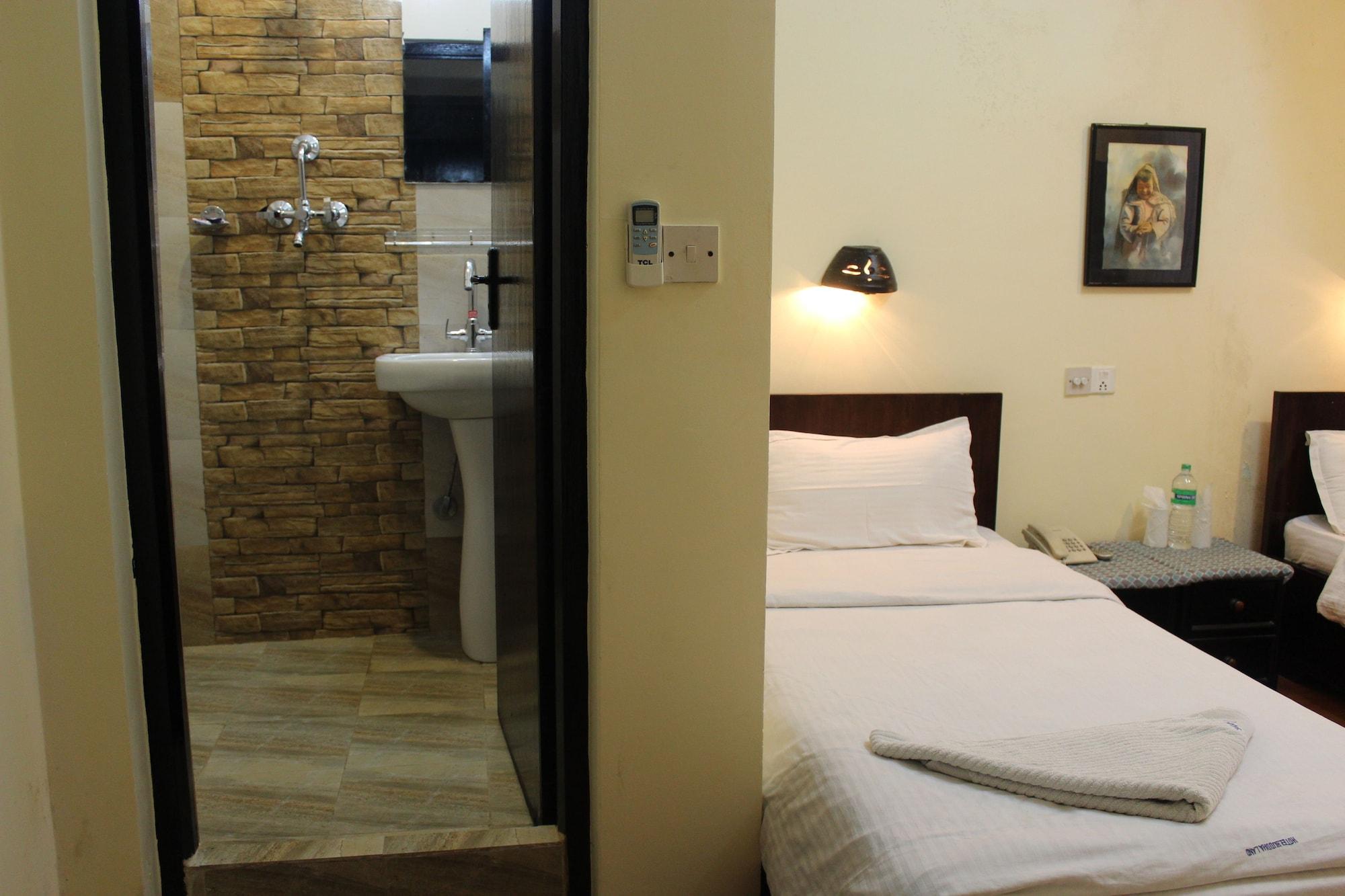 Hotel Buddha Land Kathmandu Buitenkant foto